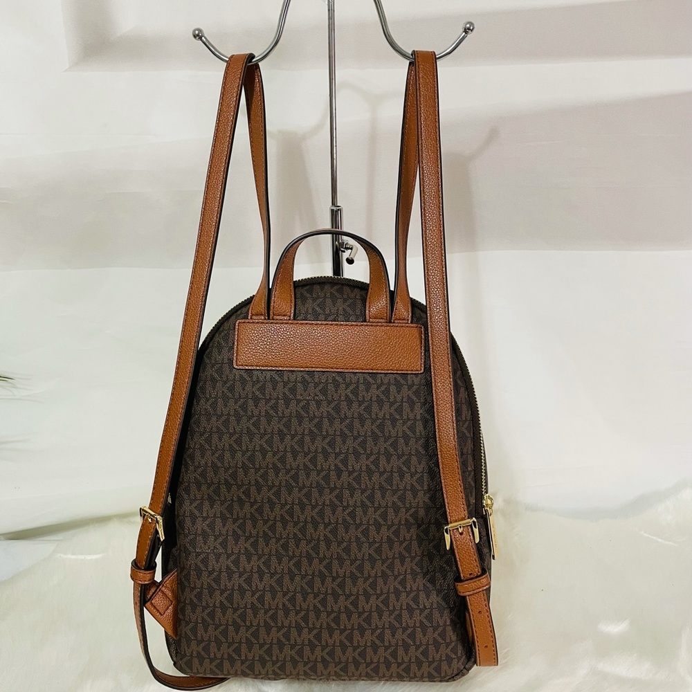 Michael Kors Erin Medium Vanilla Multi Backpack - Picture 7 of 15
